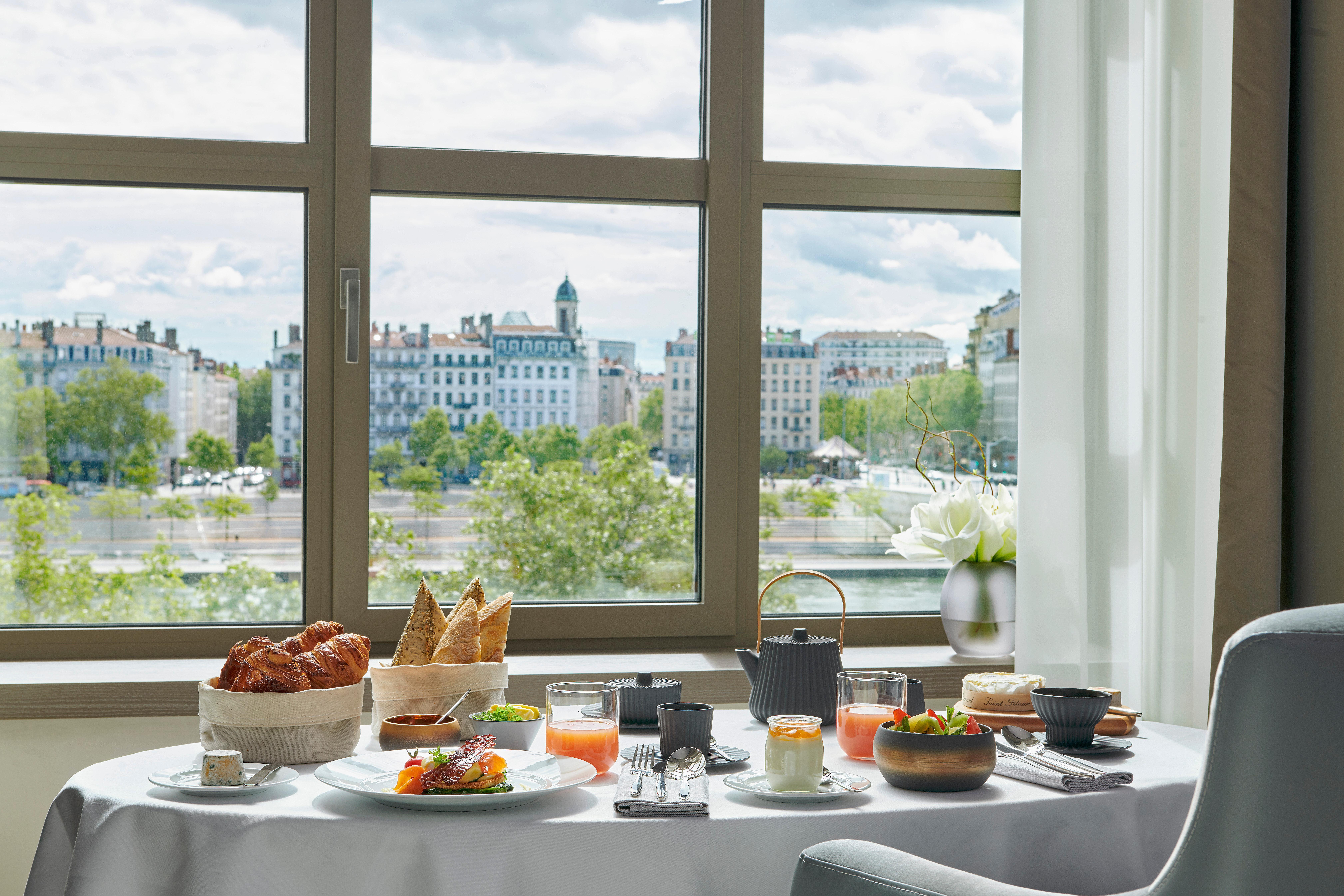 Intercontinental Lyon - Hotel Dieu By Ihg Exterior foto Breakfast at the Westin Paris