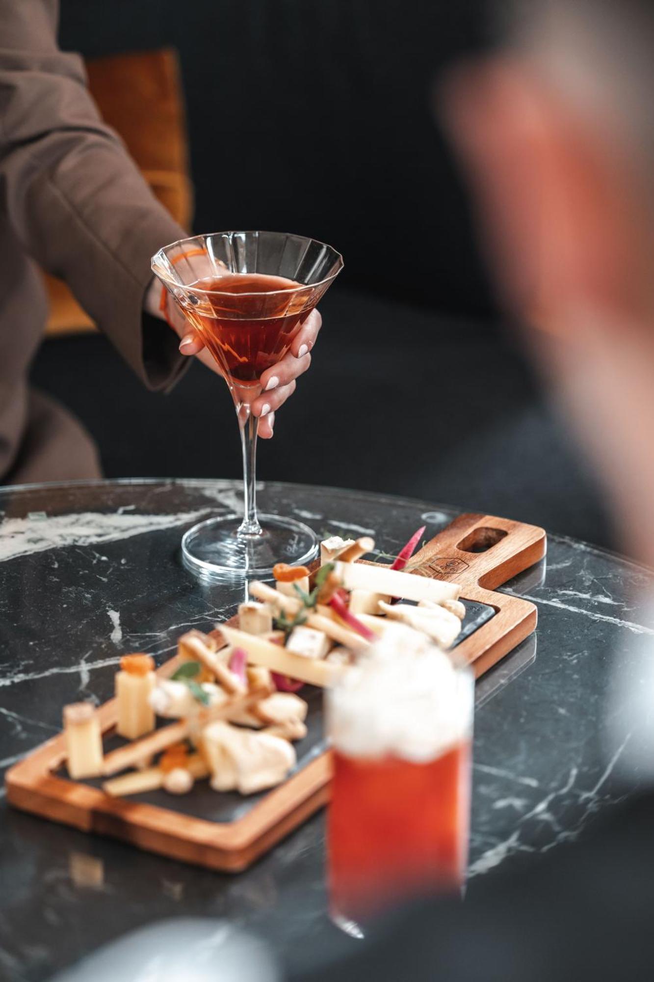 Intercontinental Lyon - Hotel Dieu By Ihg Exterior foto A glass of Kir Royale