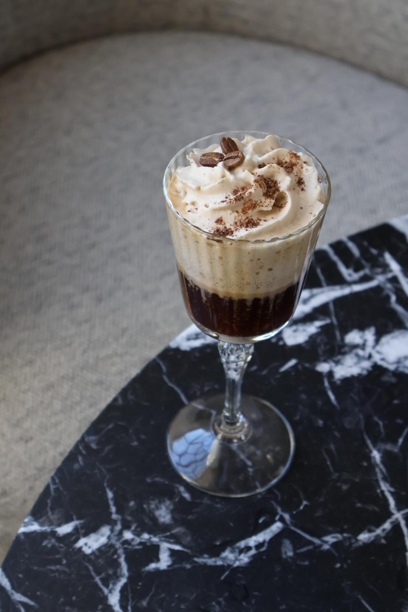 Intercontinental Lyon - Hotel Dieu By Ihg Exterior foto A glass of Irish coffee